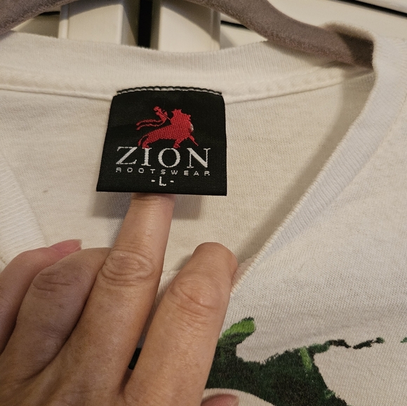 Bob Marley Zion Tag T-shirt - Picture 3 of 5